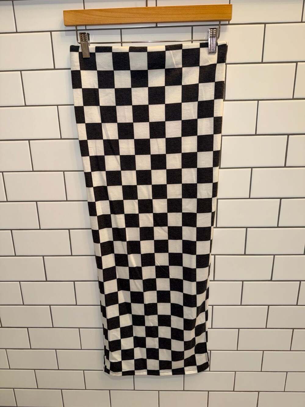 Jade by Jane Women's Black and White Checkered Midi Skirt with Side Slit